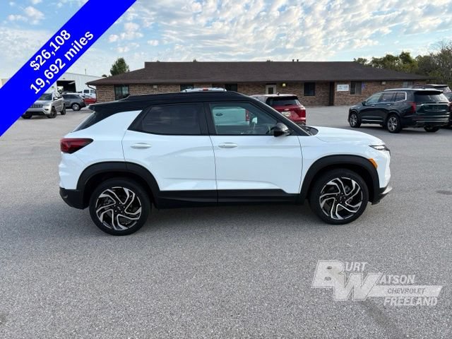 Used 2024 Chevrolet TrailBlazer RS w/ Convenience Package AWD/4WD image 8
