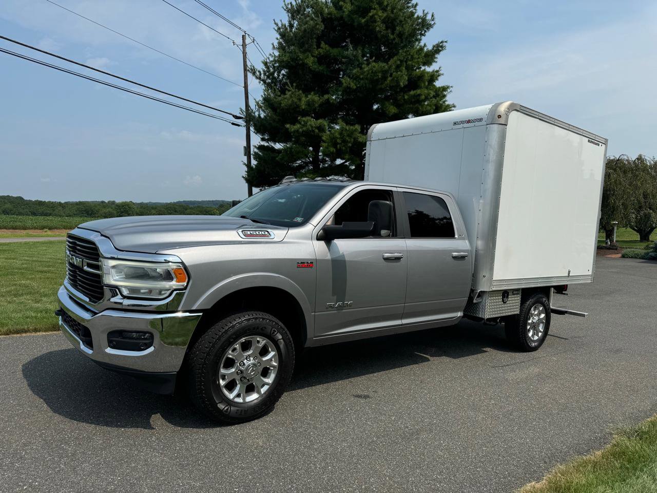 Used 2020 RAM 3500 SLT w/ Quick Order Package 27G SLT AWD/4WD image 2
