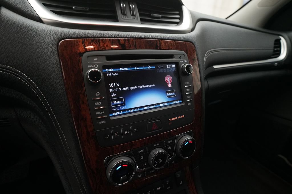 Used 2013 Chevrolet Traverse LTZ image 6