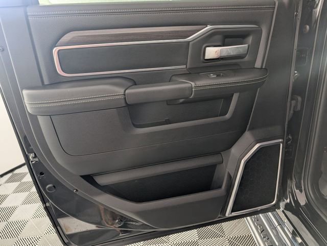 Used 2025 RAM 2500 Laramie AWD/4WD image 29