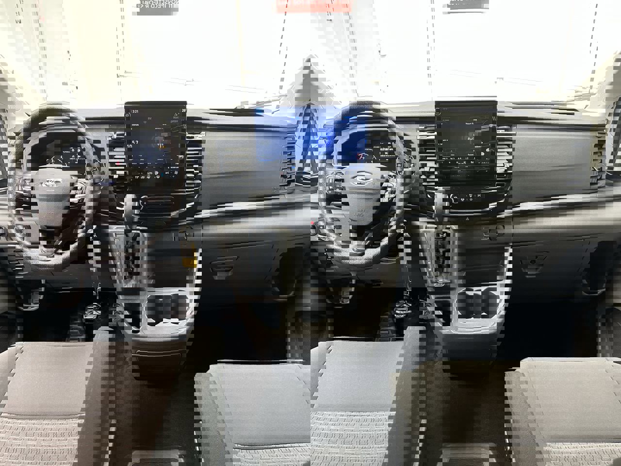 Certified 2024 Ford Transit 350 XLT image 4