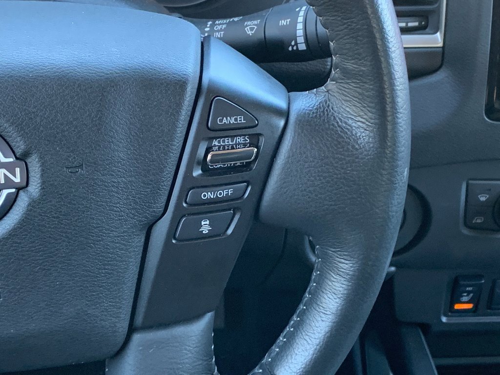 Used 2024 Nissan Frontier SV w/ SV Convenience Package image 14
