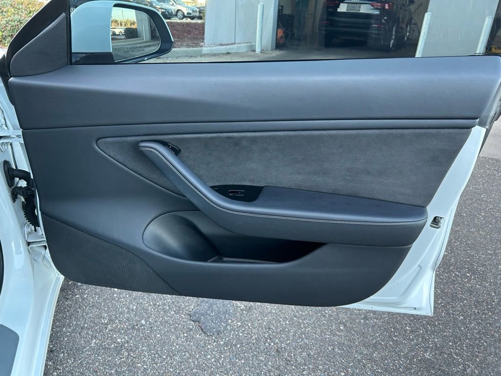 Used 2018 Tesla Model 3 image 38