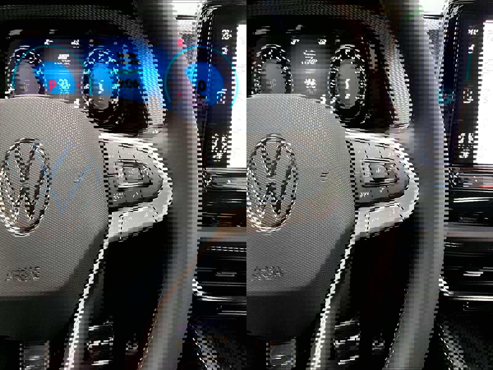 New 2026 Volkswagen Atlas Cross Sport SEL Premium R-Line image 18