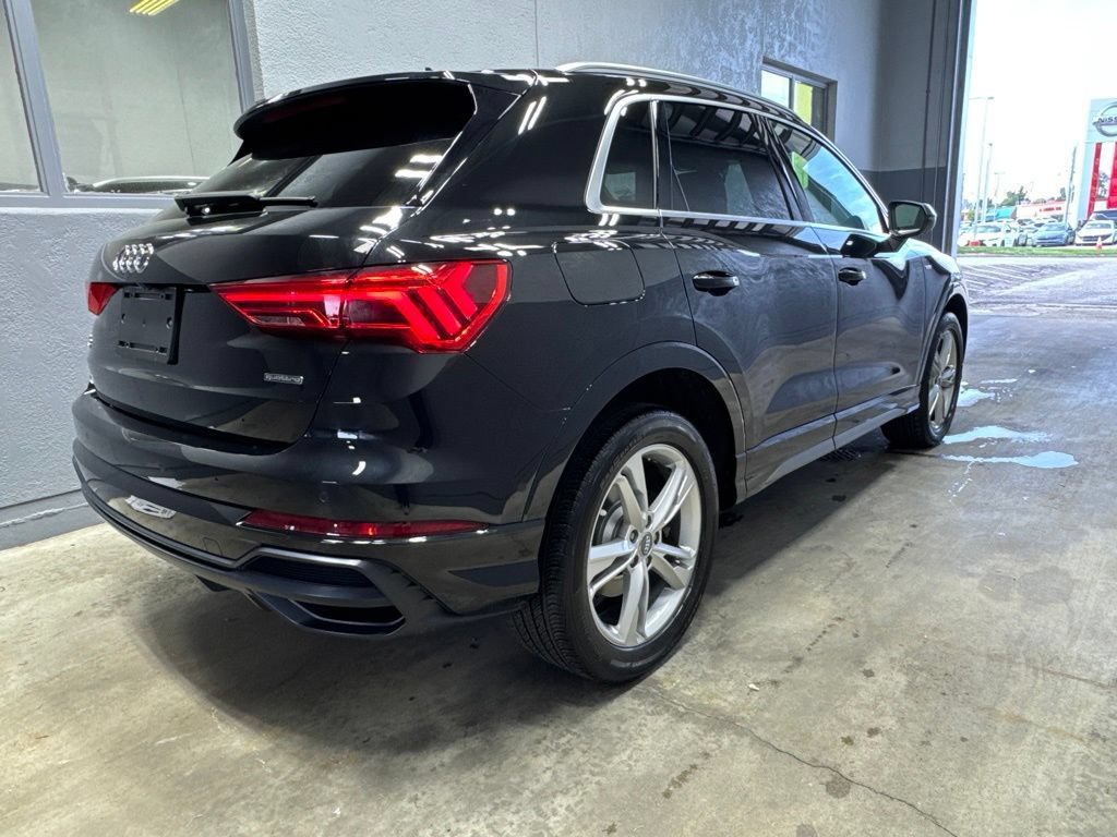 Used 2020 Audi Q3 2.0T Prestige w/ Prestige Package AWD/4WD image 31