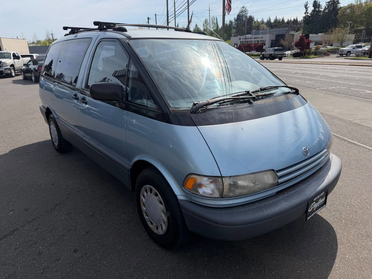 Used 1993 Toyota Previa Deluxe RWD image 8