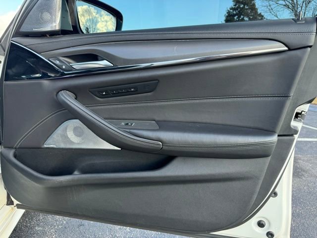 Used 2018 BMW M5 w/ Executive Package image 11