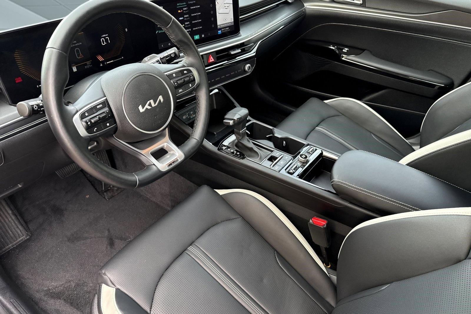 Used 2025 Kia K5 GT-Line AWD/4WD image 4