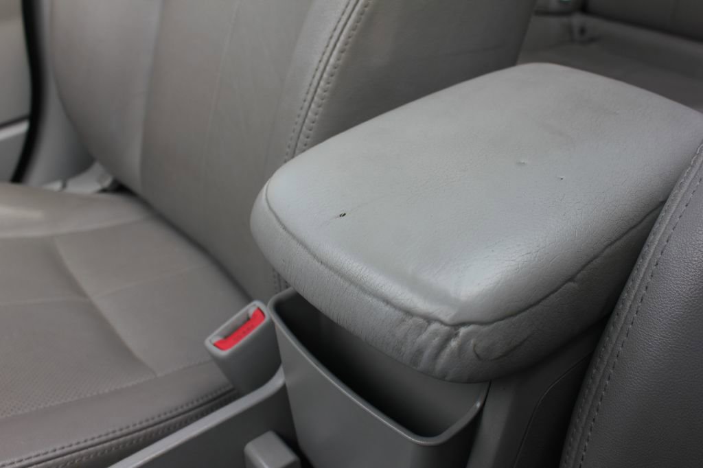 Used 2011 Subaru Forester 2.5XT Touring AWD/4WD image 22