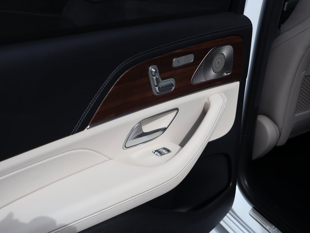 New 2026 Mercedes-Benz GLS 450 4MATIC image 22