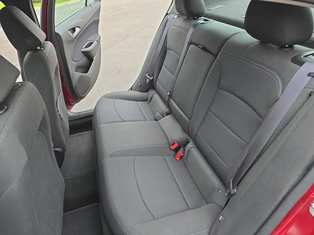 Used 2017 Chevrolet Cruze LT FWD image 15