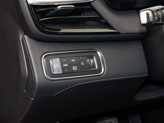 New 2026 Buick Enclave Preferred w/ LPO, Floor Liner Package image 25