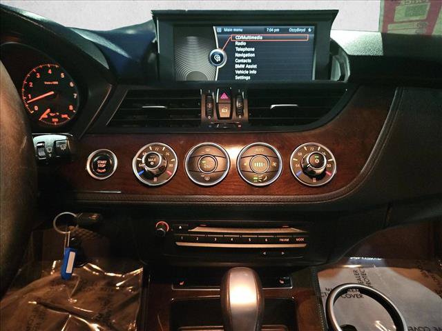 Used 2010 BMW Z4 sDrive30i RWD image 14