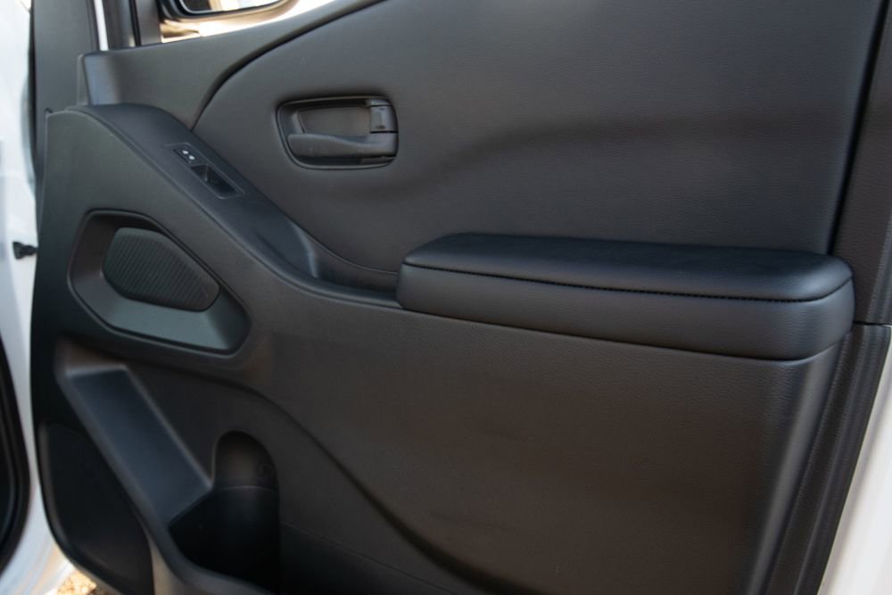 Used 2025 Nissan Frontier S w/ S Utility Package image 19