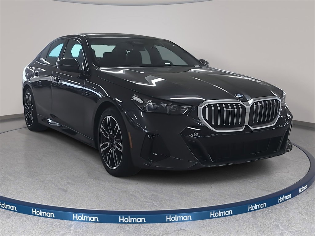 New 2026 BMW 530i w/ M Sport Package image 3