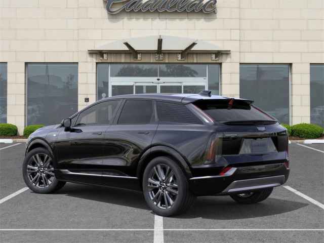 New 2026 Cadillac Optiq Sport 2 AWD/4WD image 3