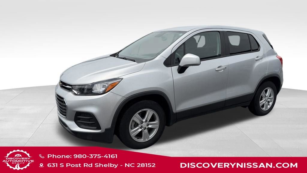 Used 2019 Chevrolet Trax LS w/ Tint and Cruise Package FWD image 2
