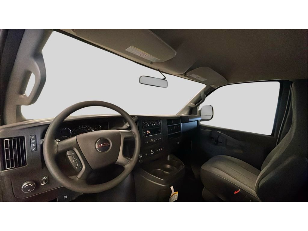 New 2025 GMC Savana 3500 Extended w/ Driver Convenience Package image 10