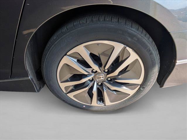 Used 2019 Honda Accord EX image 9