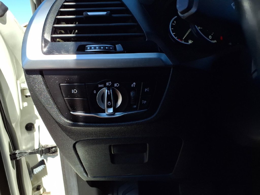 Used 2018 BMW X3 xDrive30i AWD/4WD image 14