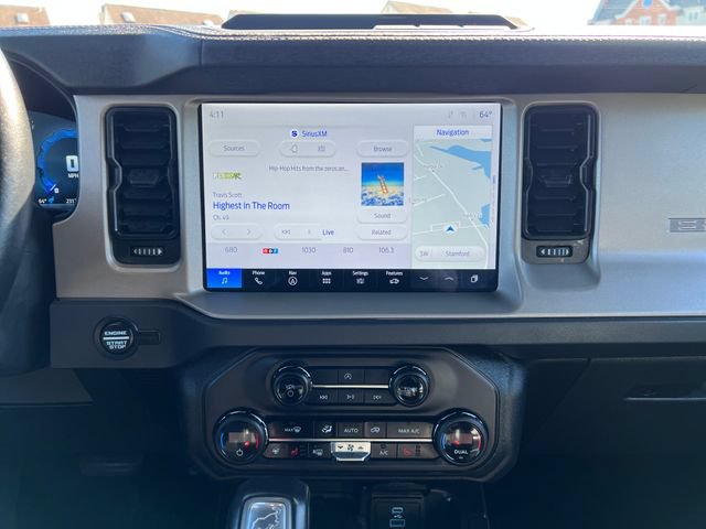 Used 2025 Ford Bronco Outer Banks AWD/4WD image 23