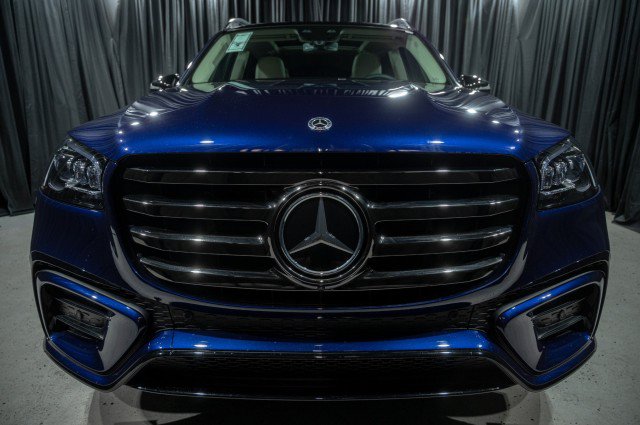 New 2026 Mercedes-Benz GLS 450 4MATIC image 2