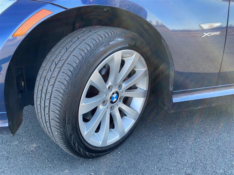 Used 2011 BMW 328i xDrive Sedan AWD/4WD image 40