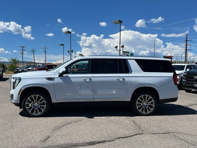 New 2026 GMC Yukon XL Denali w/ Denali Reserve Package AWD/4WD image 2