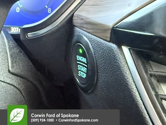 Used 2020 Ford Escape Titanium AWD/4WD image 33