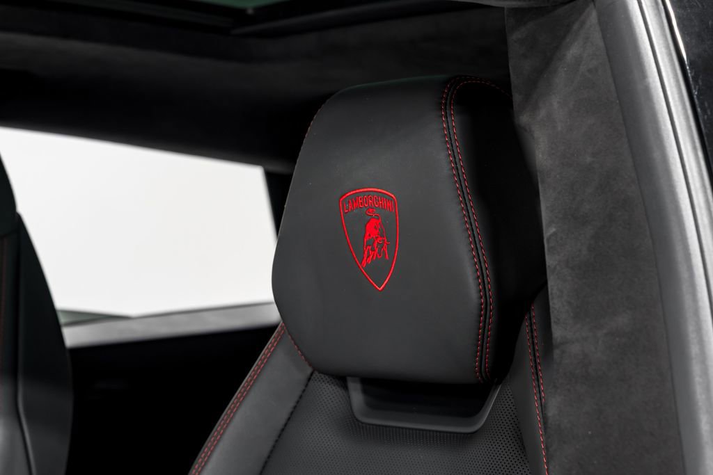 Used 2023 Lamborghini Urus S image 20