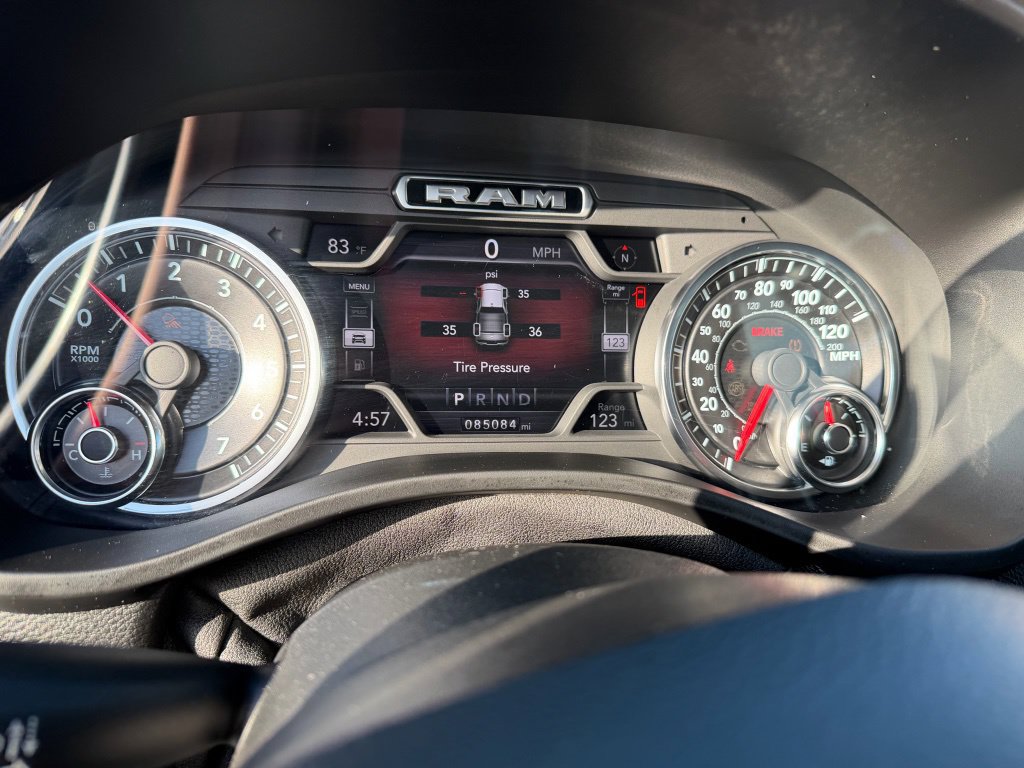 Used 2020 RAM 1500 Laramie RWD image 12