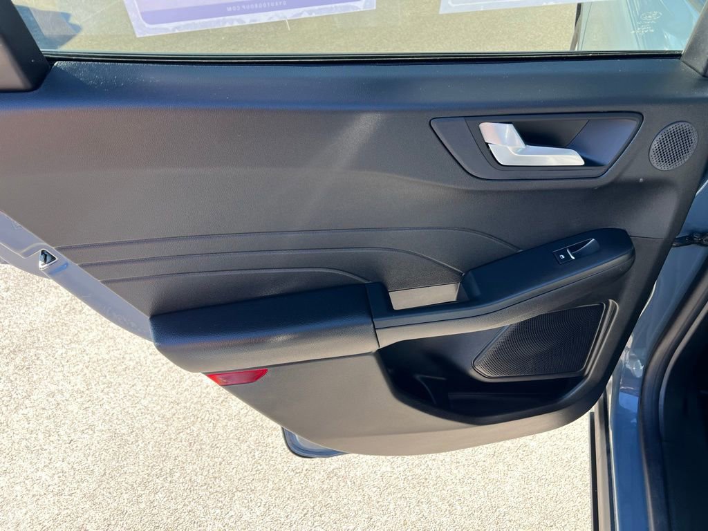 Used 2023 Ford Escape Active w/ Tech Pack #2 image 18