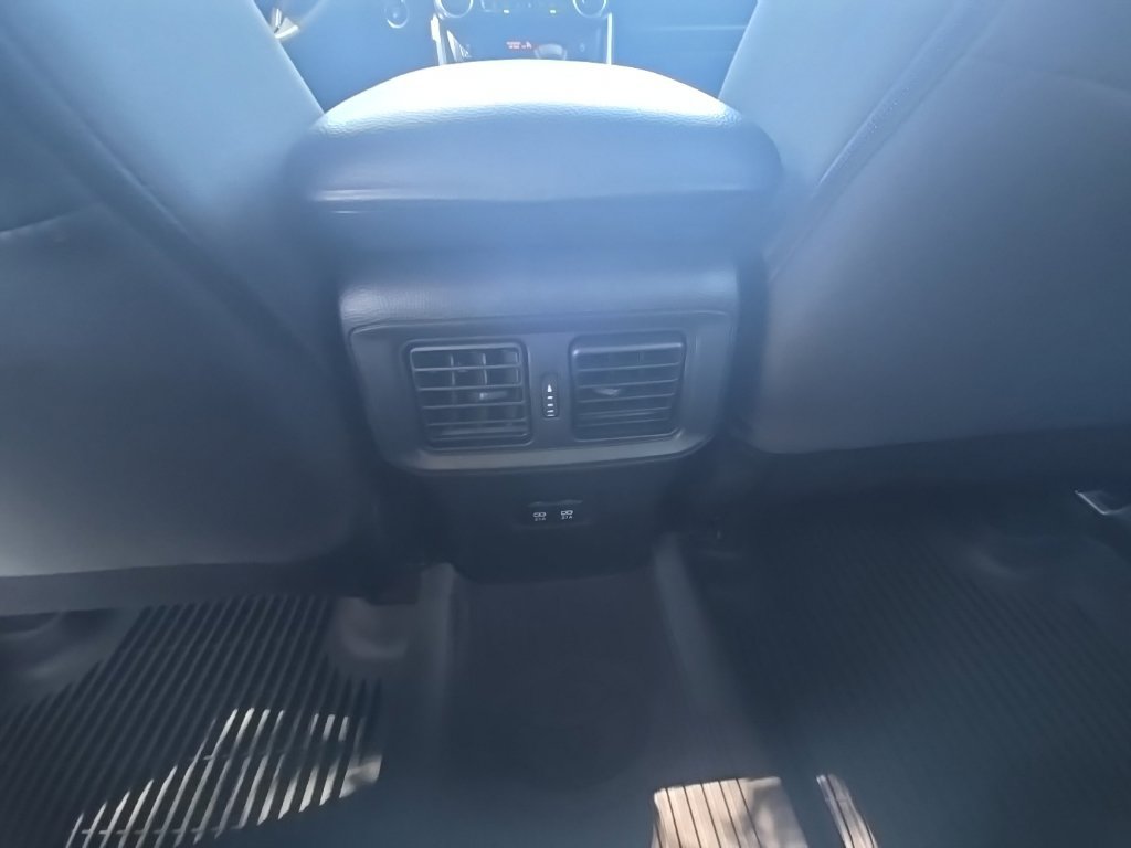 Used 2020 Toyota RAV4 XLE FWD image 31
