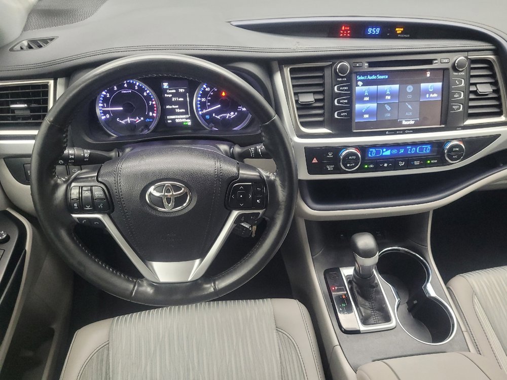 Used 2019 Toyota Highlander Plus image 22