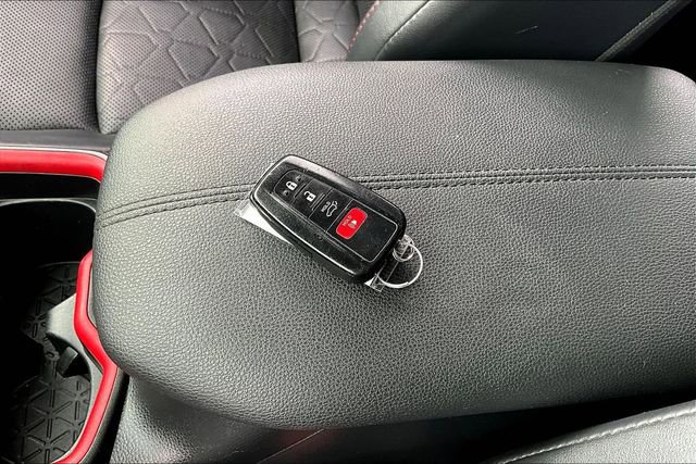 Used 2021 Toyota RAV4 TRD Off-Road w/ TRD Off-Road Weather Package AWD/4WD image 33
