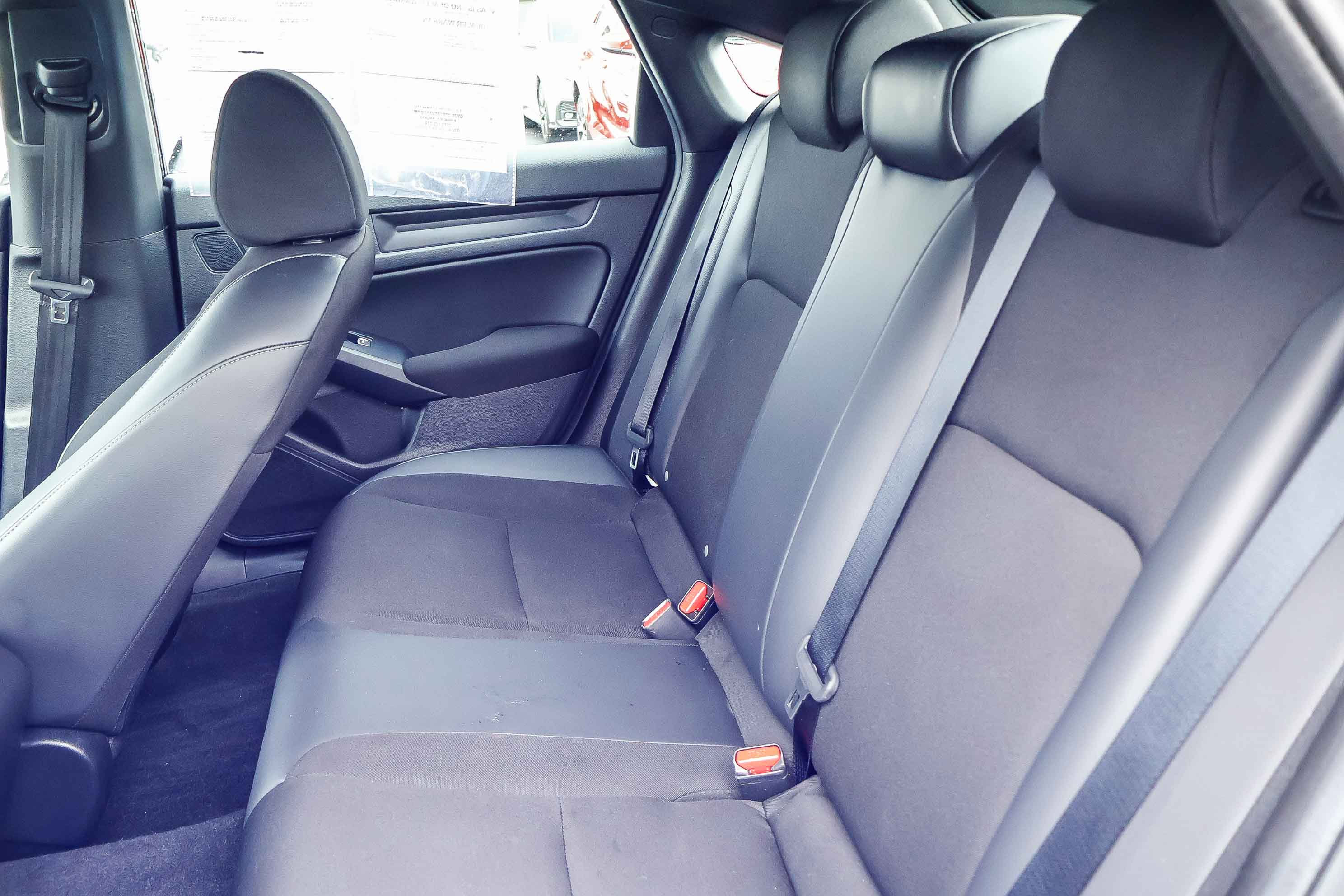 Used 2023 Honda Civic Sport image 13