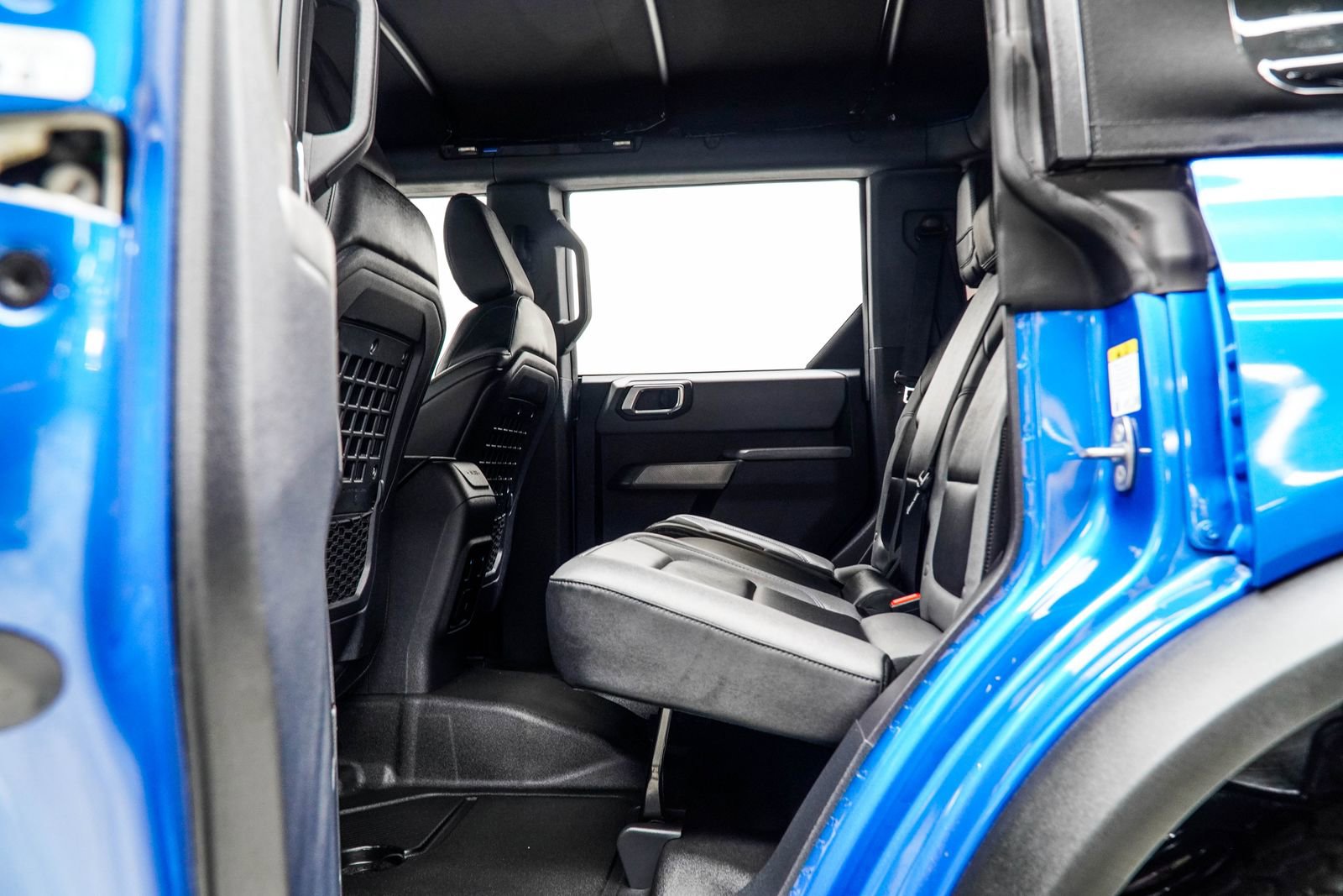 Used 2022 Ford Bronco Black Diamond image 36