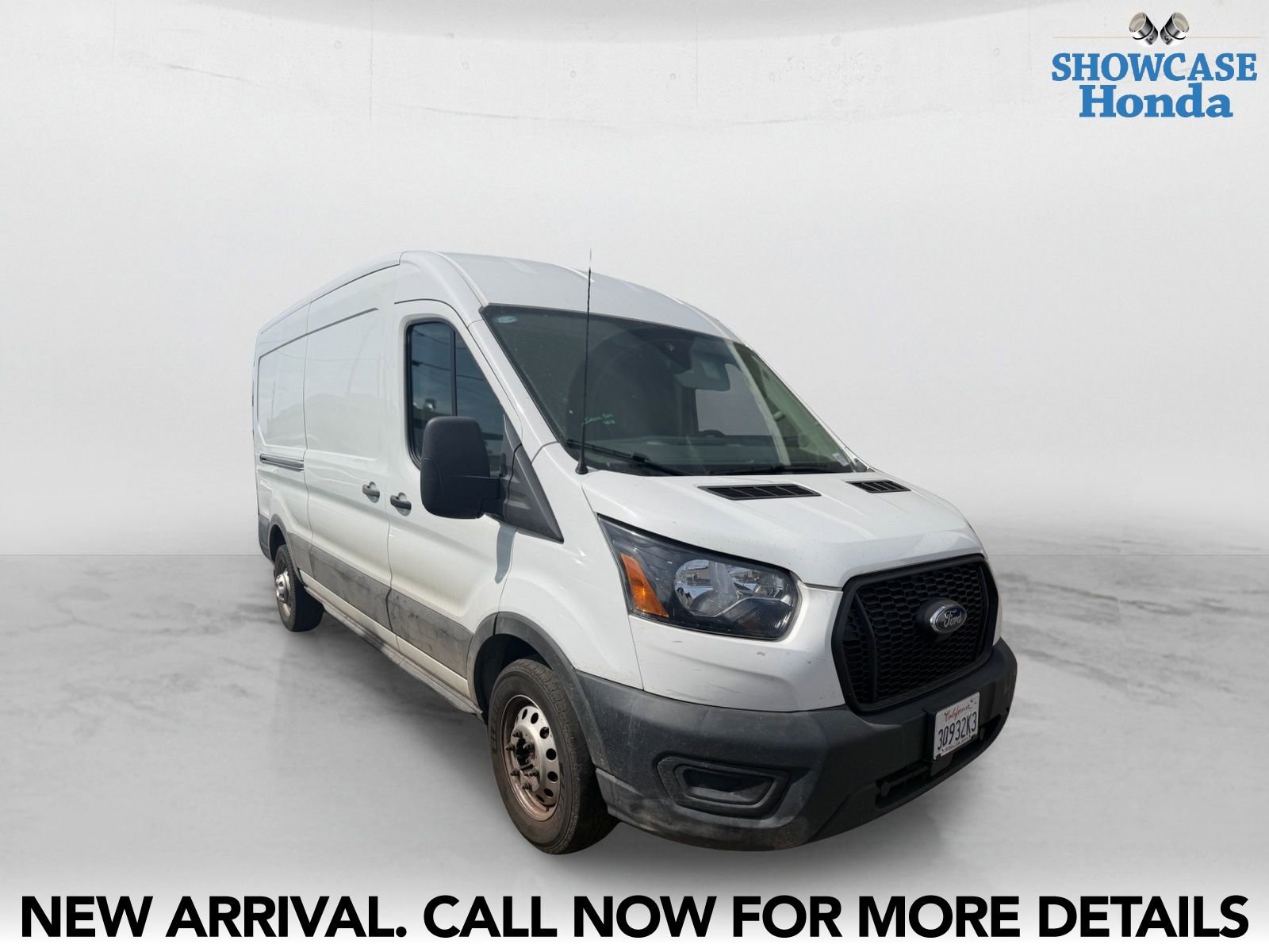 Used 2023 Ford Transit 250 Medium Roof AWD w/ Load Area Protection Package image 6