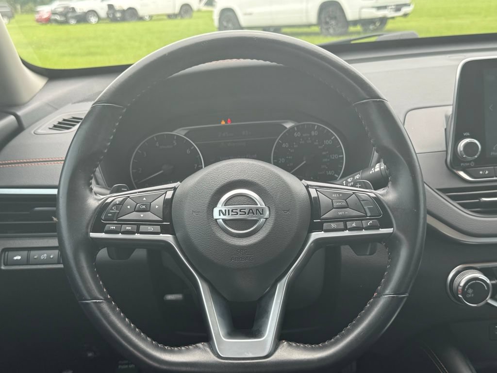 Used 2020 Nissan Altima 2.5 SR FWD image 15