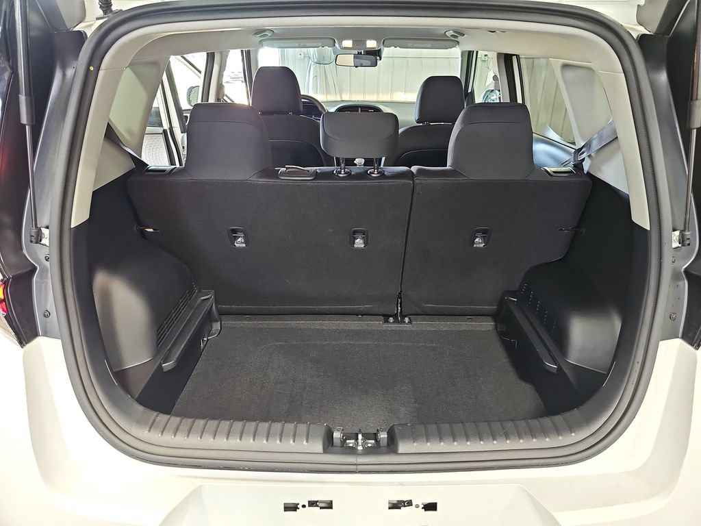 Certified 2025 Kia Soul LX w/ LX Technology Package FWD image 12