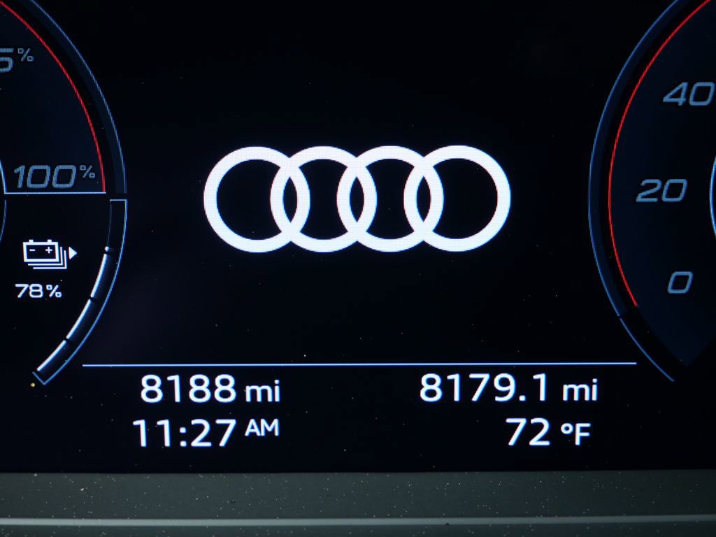 Certified 2025 Audi Q4 e-tron Prestige w/ Sport Package image 8