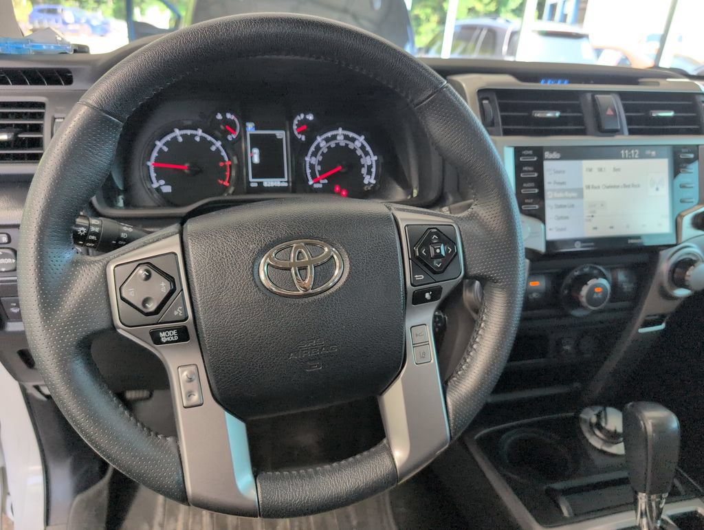 Used 2020 Toyota 4Runner SR5 Premium w/ Moonroof Package AWD/4WD image 12