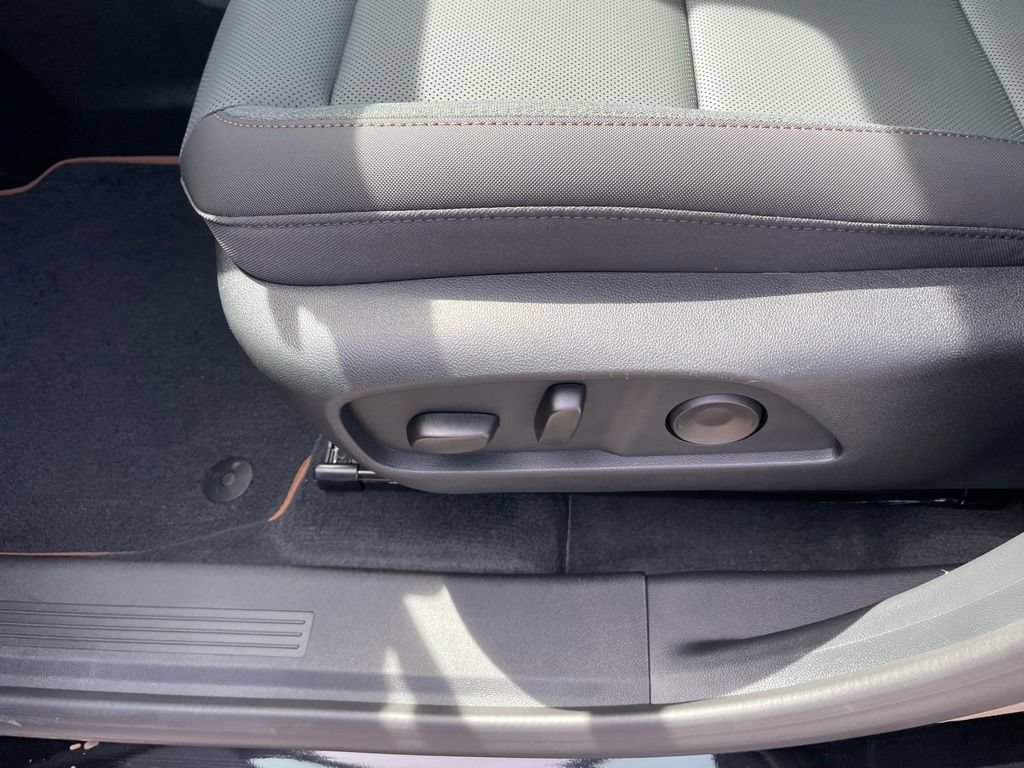 New 2026 GMC Terrain AT4 AWD/4WD image 11