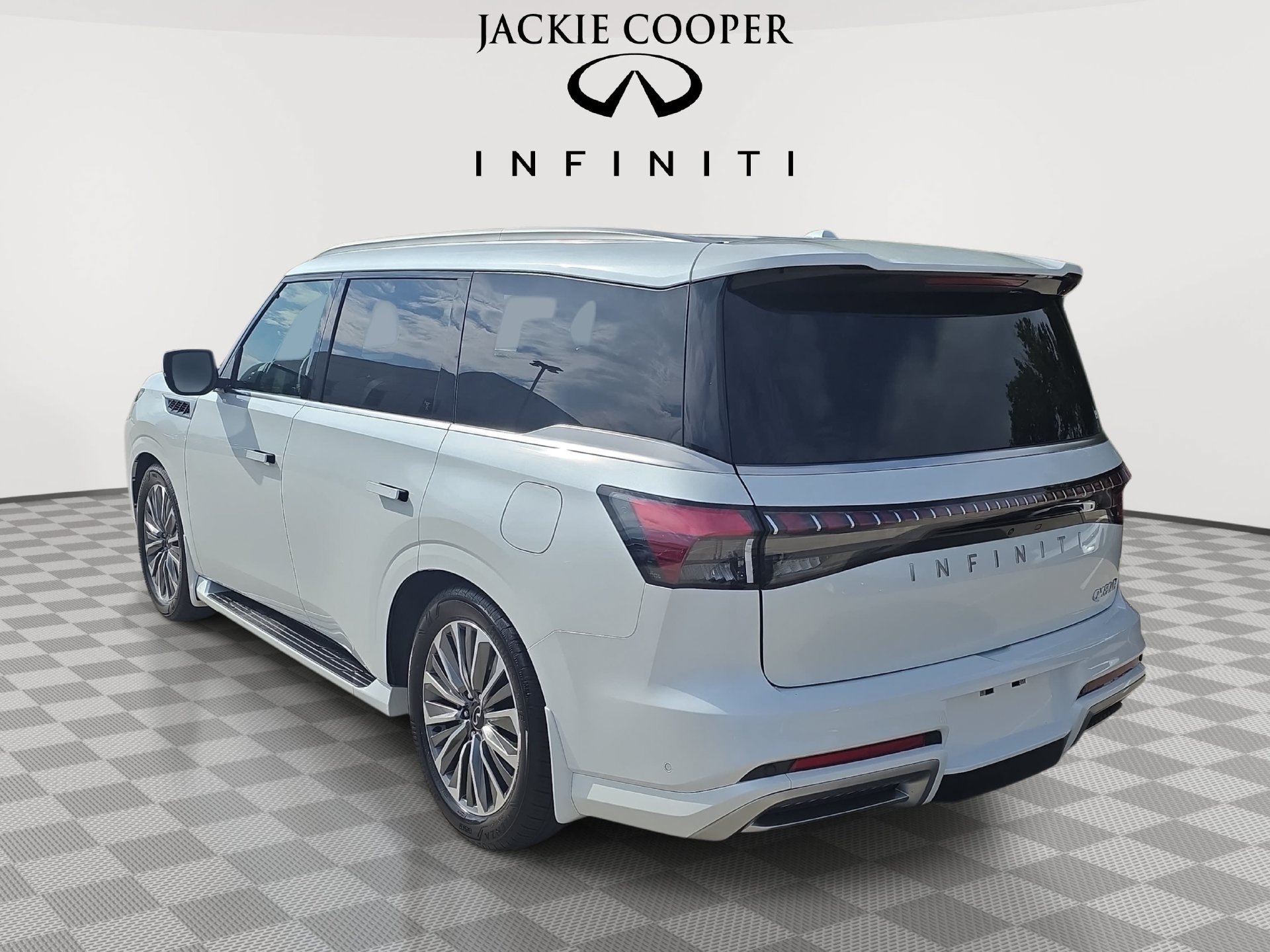 New 2027 INFINITI QX80 Luxe w/ Cargo Package AWD/4WD image 7