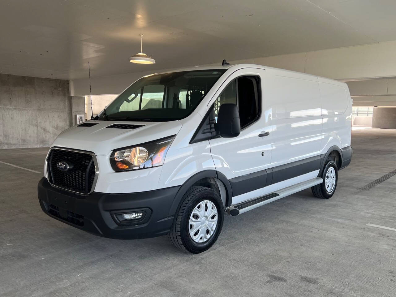 Used 2025 Ford Transit 250 Low Roof w/ Exterior Upgrade Package RWD image 13