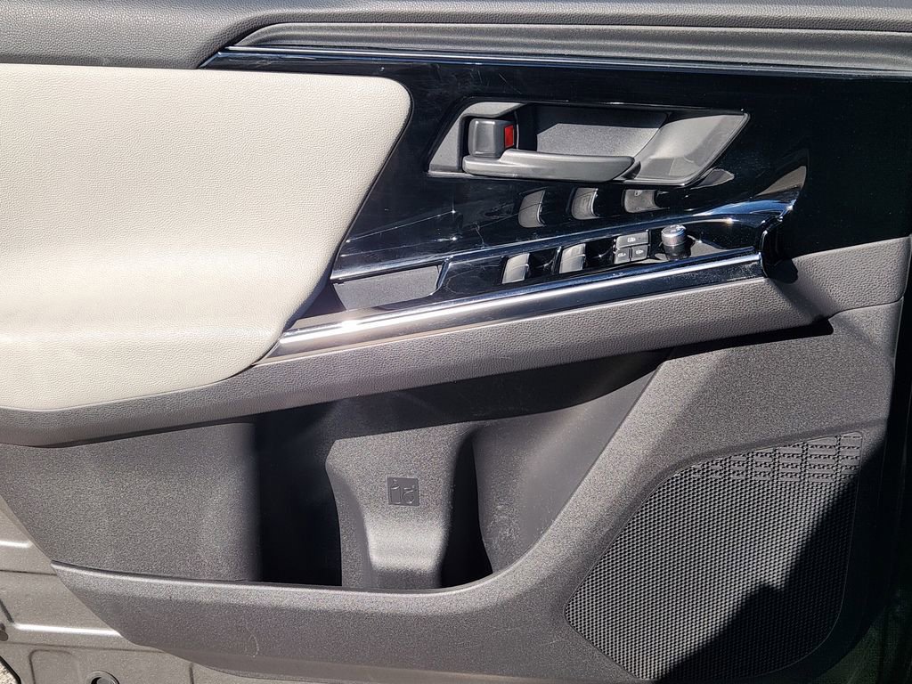 Used 2023 Toyota bZ4X AWD w/ Weather Package image 16