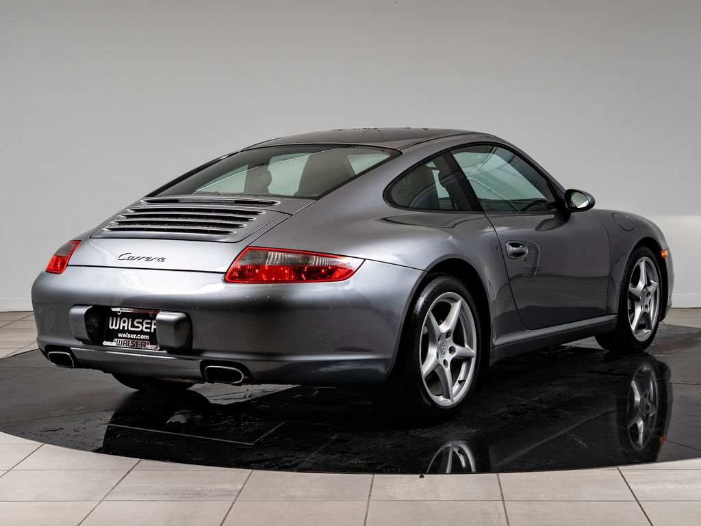 Used 2005 Porsche 911 Carrera RWD image 8