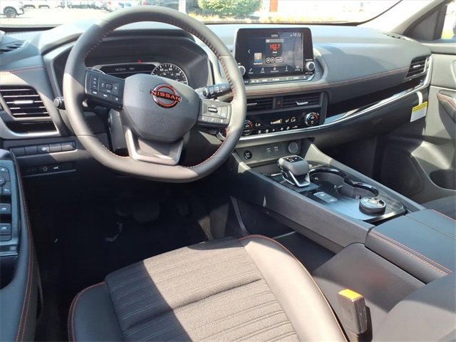 New 2026 Nissan Rogue Rock Creek image 7