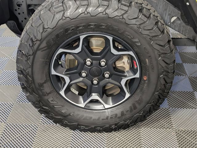 Used 2023 Jeep Wrangler Unlimited Rubicon w/ Cold Weather Group AWD/4WD image 8