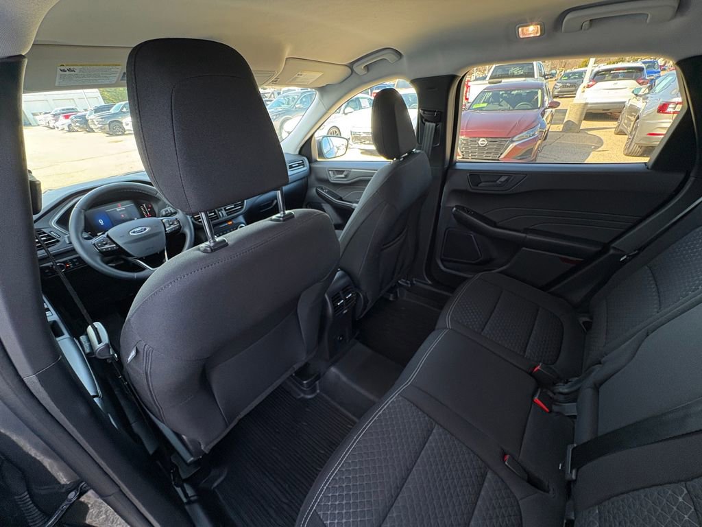 Used 2023 Ford Escape Active image 28
